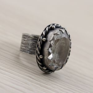 Kryształ górski i srebro - okazały pierścionek 2773 - ChileArt